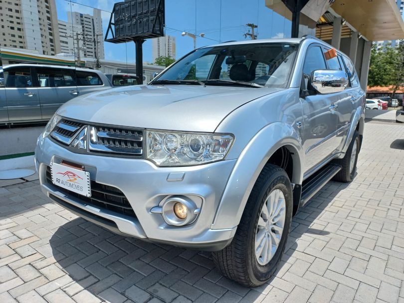 Mitsubishi Pajero DAKAR HPE 3.2 4x4 T.I Dies 5p Aut