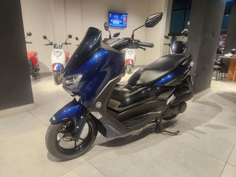 YAMAHA NMAX 160 CONNECT
