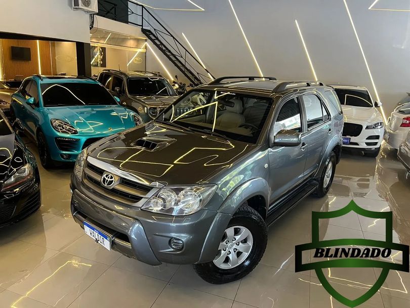 Toyota 3.0 SRV 4X4 16V TURBO INTERCOOLER DIESEL 4P AUTOMÁTICO