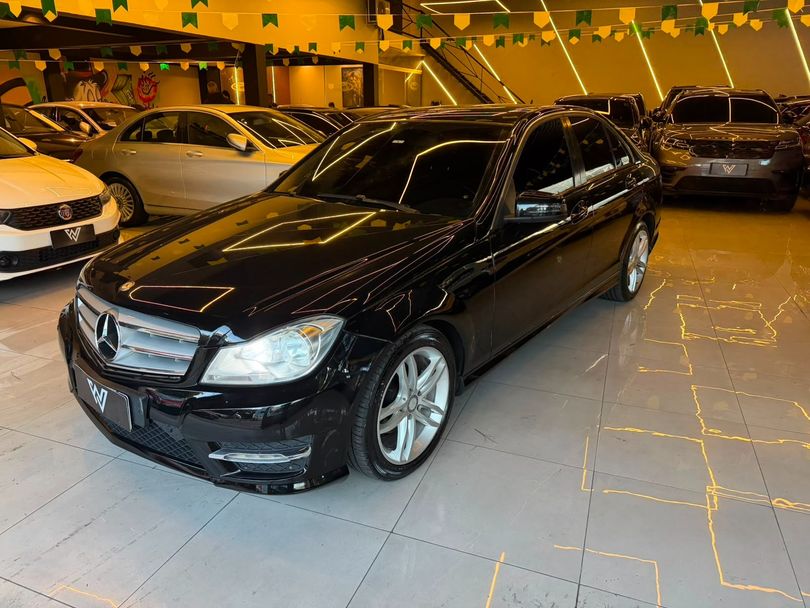 Mercedes C-180 CGI Sport 1.6 TB 16V 156cv Aut.