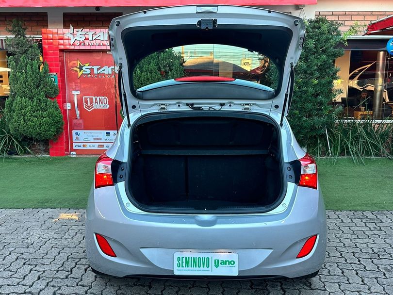 Hyundai i30 1.8 16V Aut. 5p