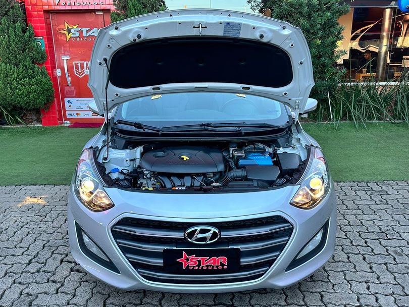 Hyundai i30 1.8 16V Aut. 5p