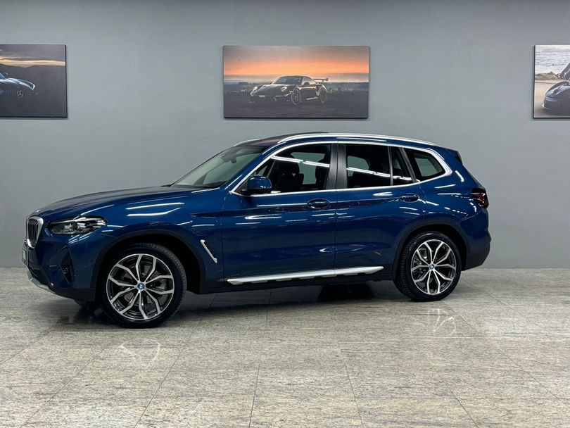BMW X3 XDRIVE 30e X-Line Turbo Híbrido Aut.