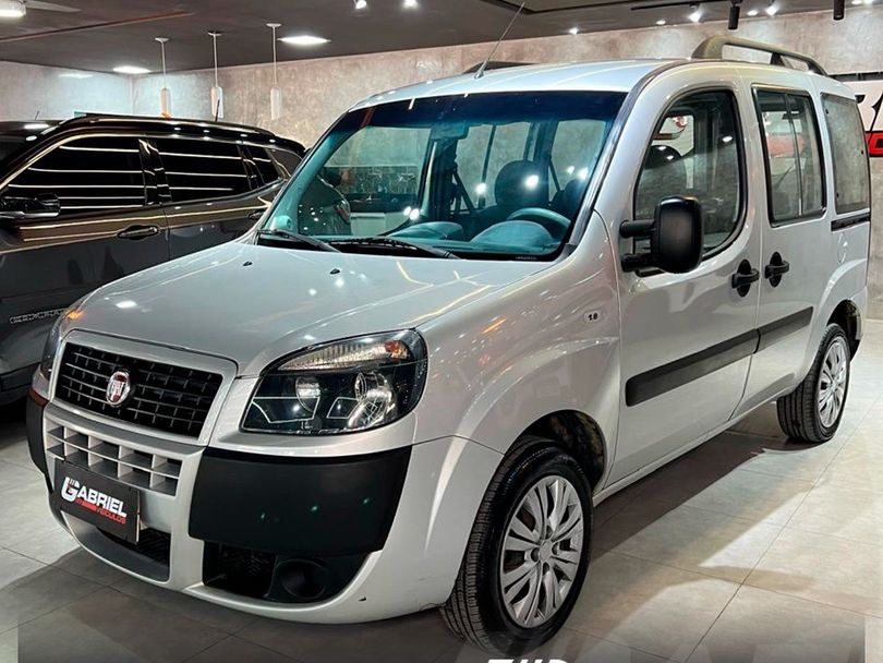 Fiat Doblo ESSENCE 1.8 Flex 16V 5p