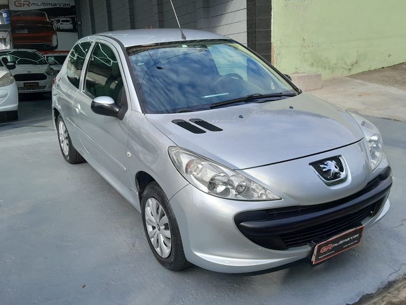 Peugeot 207 XR 1.4 Flex 8V 3p
