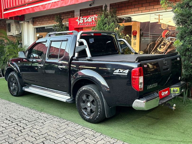 Nissan Frontier SEL CD 4x4 2.5 TB Diesel Aut.