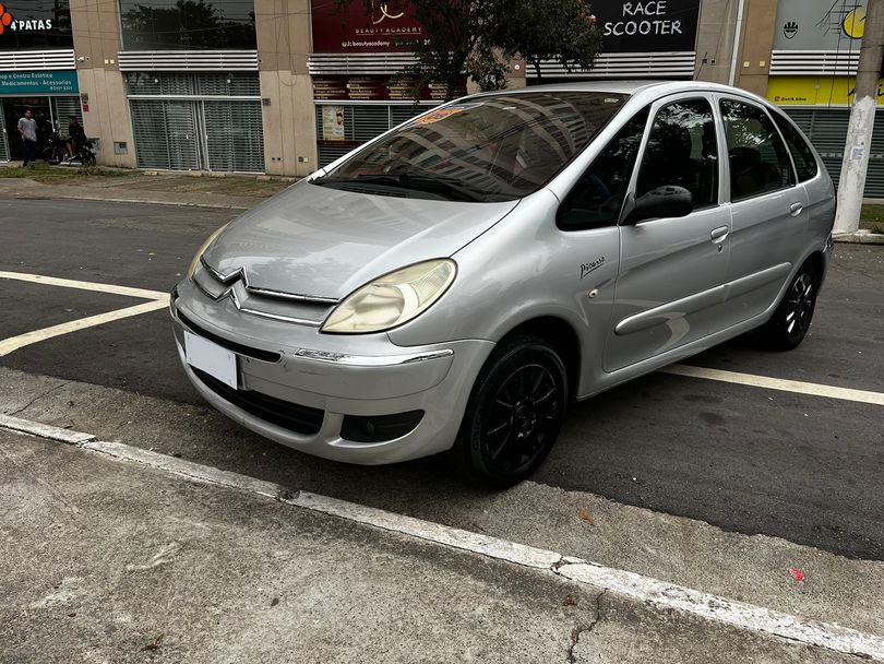 Citroën Xsara Picasso Exclusive 2.0 16V Aut.