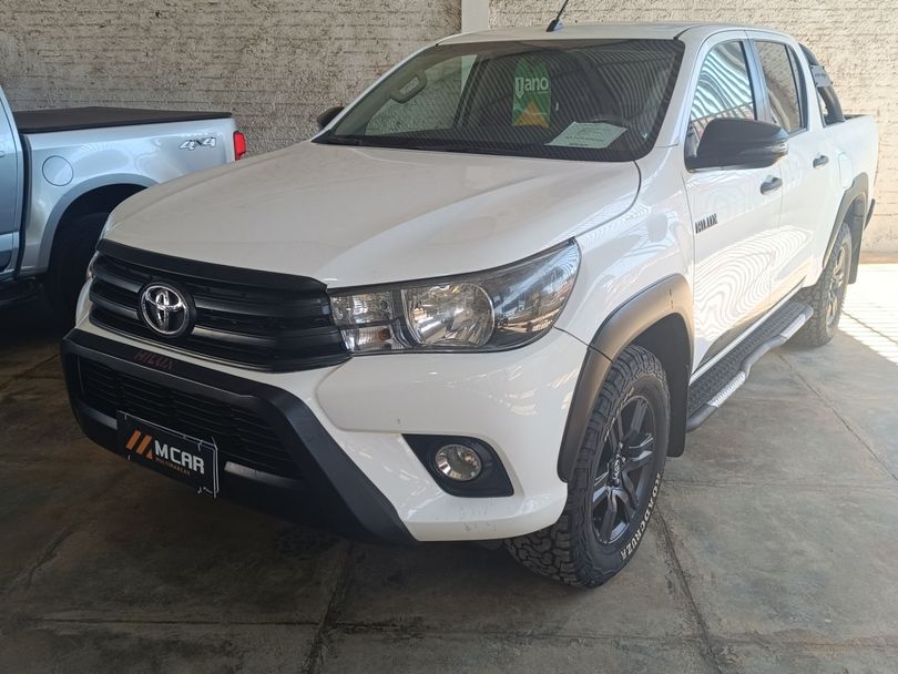 Toyota Hilux CD SR CHALL. 4x4 2.8 TDI Dies Aut.