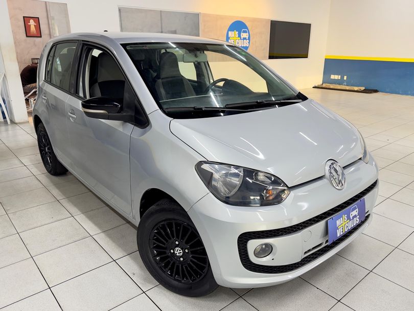 VolksWagen up! move 1.0 TSI Total Flex 12V 5p