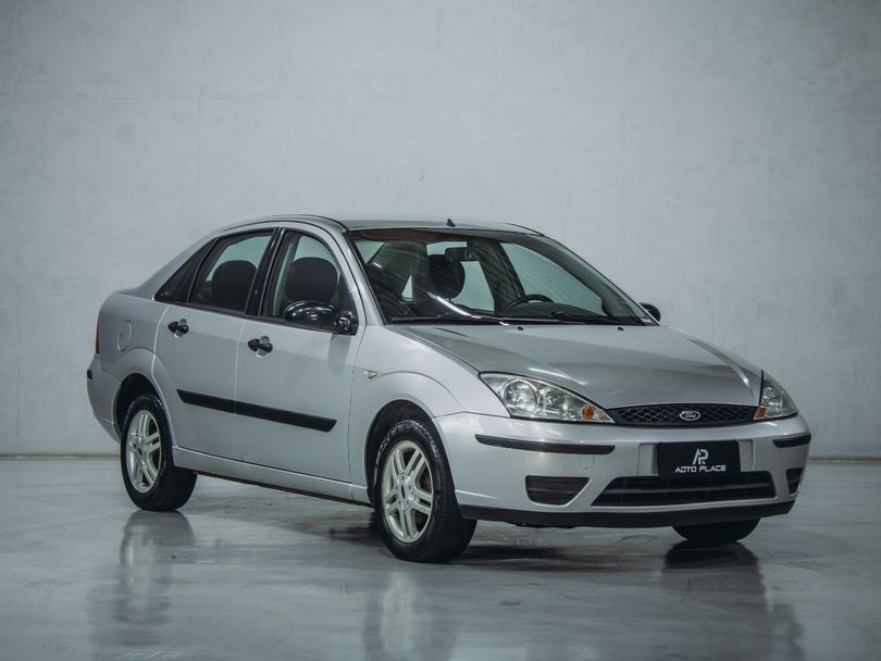 Ford Focus Sedan 2.0 16V/2.0 16V Flex 4p Aut.