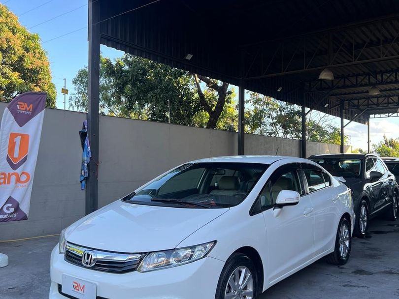 Honda Civic Sedan LXR 2.0 Flexone 16V Aut. 4p