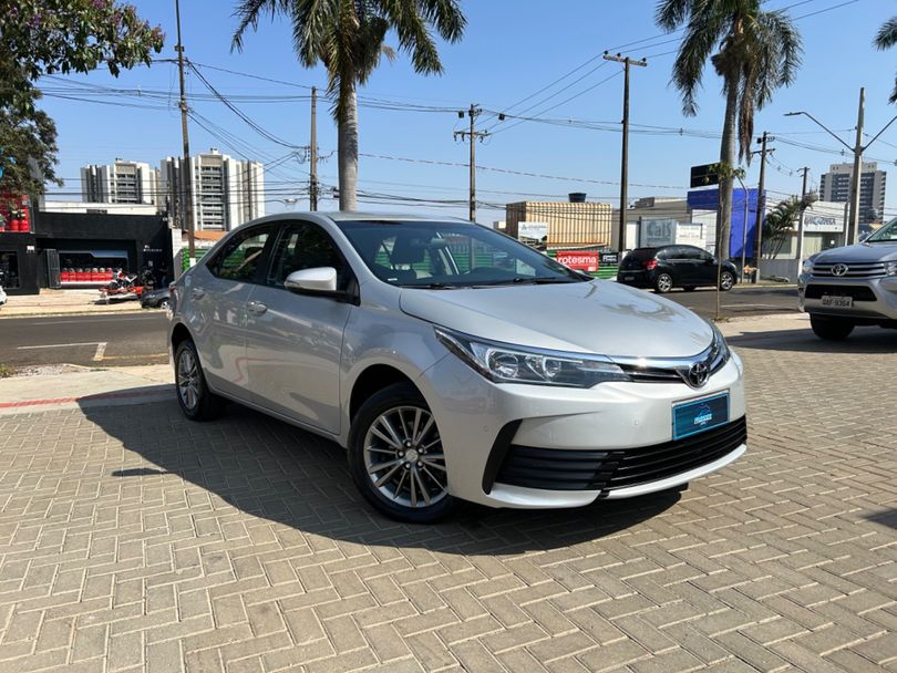 Toyota Corolla GLi Upper 1.8 Flex 16V Aut.