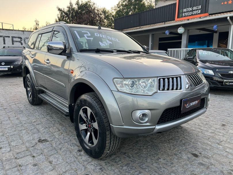 Mitsubishi Pajero DAKAR HPE 3.2 4x4 T.I Dies 5p Aut
