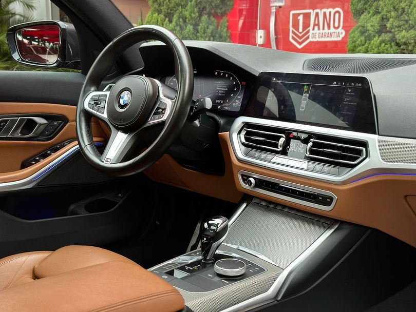 BMW 320iA 2.0 TB M Sport A.Flex/M.Sport 4p