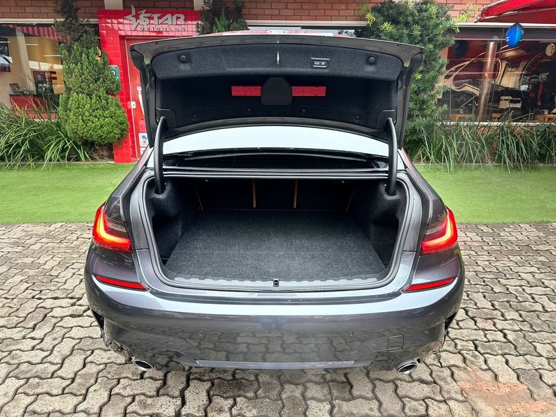 BMW 320iA 2.0 TB M Sport A.Flex/M.Sport 4p