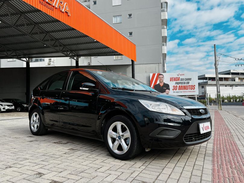Ford Focus 1.6 S/SE/SE Plus Flex 8V/16V  5p