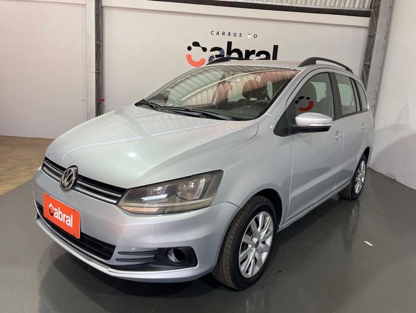 VolksWagen SPACEFOX 1.6 Trendline Total Flex 8v 5p
