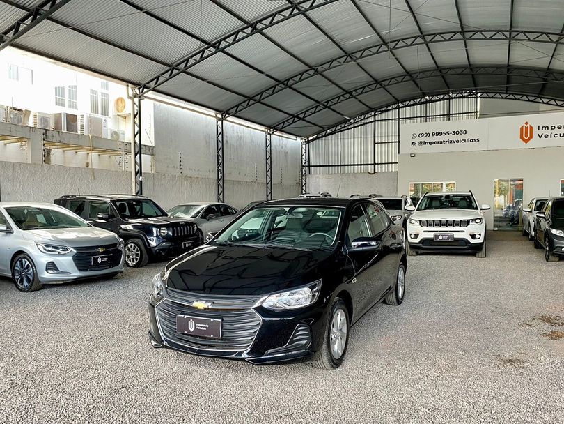 Chevrolet ONIX SEDAN Plus LT 1.0 12V Flex 4p Mec.