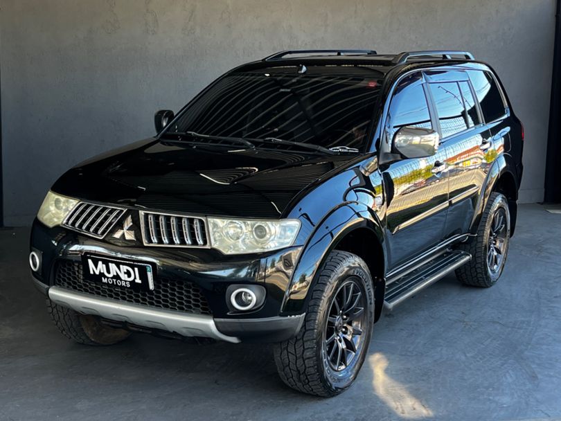 Mitsubishi Pajero DAKAR 3.2 4x4 T.I. Dies. 5p Aut.