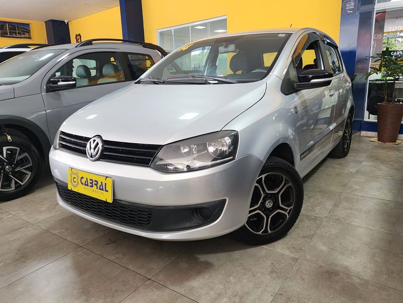 VolksWagen Fox SELEÇÃO 1.0 Total Flex 8V 5p