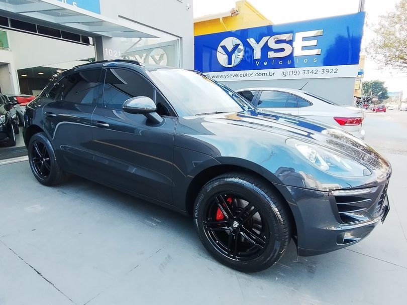 Porsche Macan 2.0 Turbo