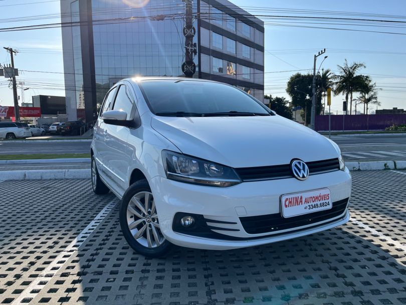 VolksWagen Fox Connect 1.6 Flex 8V 5p