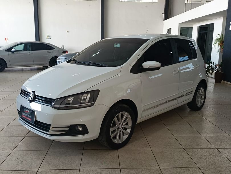 VolksWagen Fox Connect 1.6 Flex 8V 5p