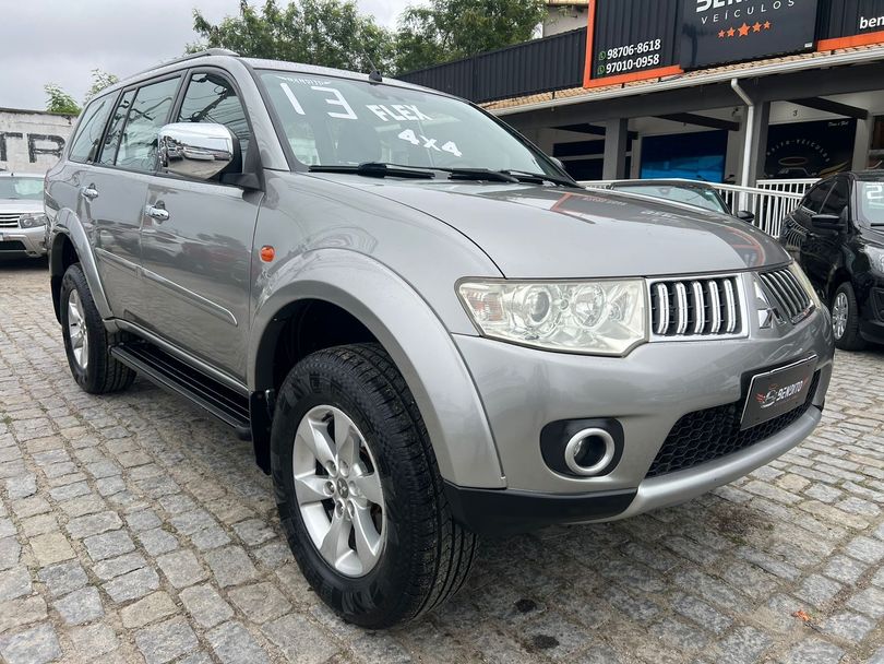 Mitsubishi Pajero DAKAR/HPE 3.5 4x4 Flex 5p Aut.