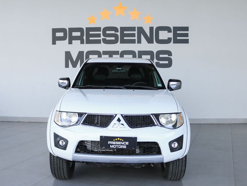 Mitsubishi L200 Triton HPE 3.2 CD TB Int.Diesel Aut