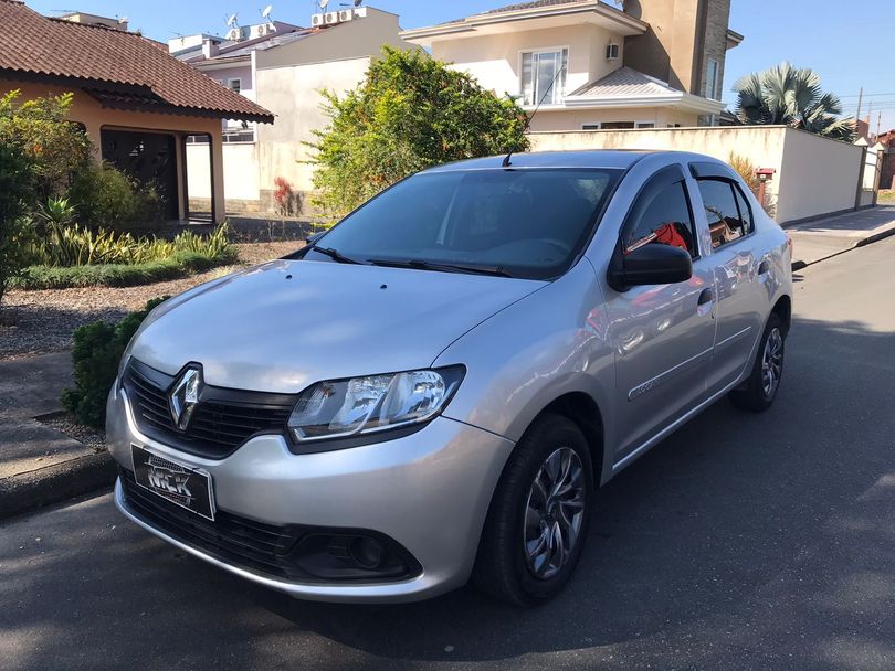 Renault LOGAN Authentique Flex 1.0 12V 4p