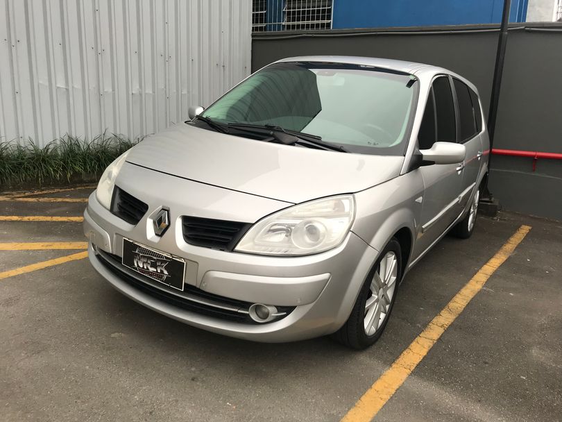 Renault Scénic Grand Dynamique 2.0 16V 5p Aut.