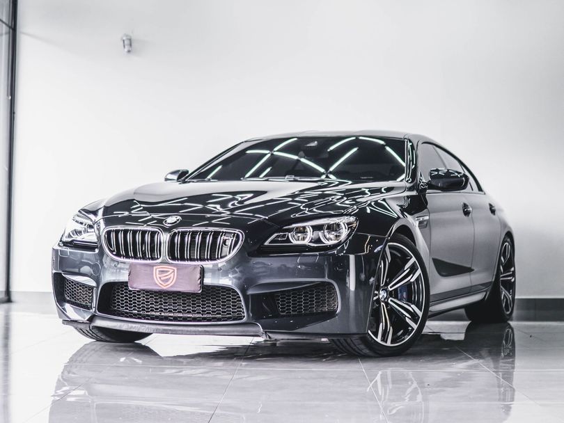 BMW M6 Gran Coupe 4.4 Bi-Turbo V8 32V 560cv