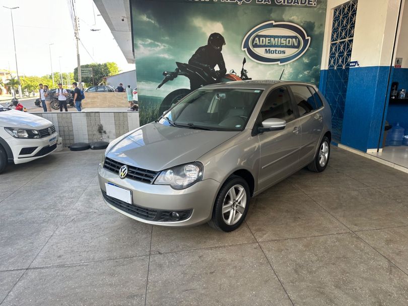 VolksWagen Polo 1.6 Mi/S.Ouro 1.6 Mi Tot.Flex 8V 5p
