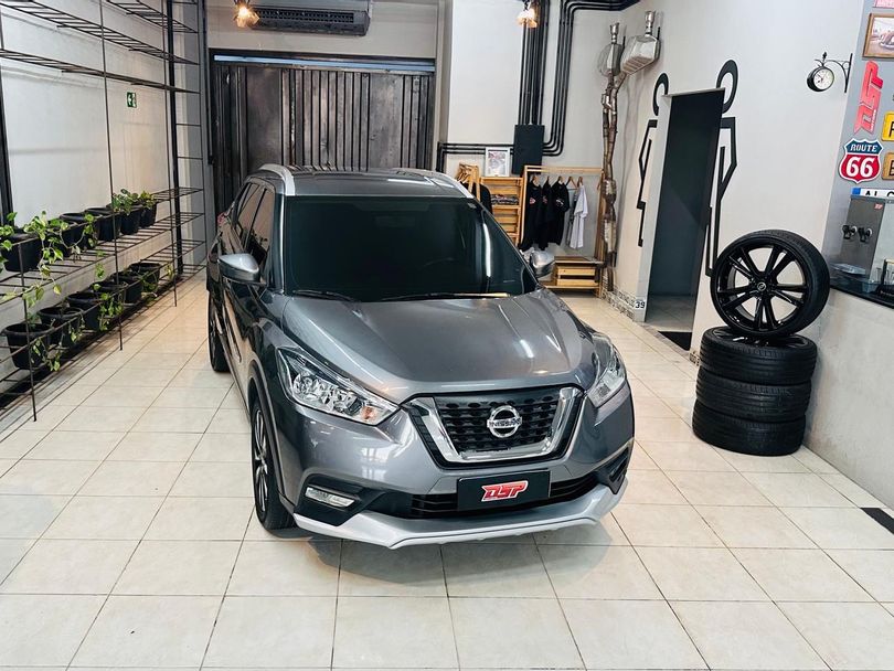 Nissan KICKS SV 1.6 16V FlexStar 5p Aut.