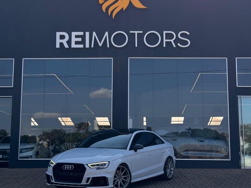 Audi A3 Sed. Perform. Black 2.0 TFSI S-tronic