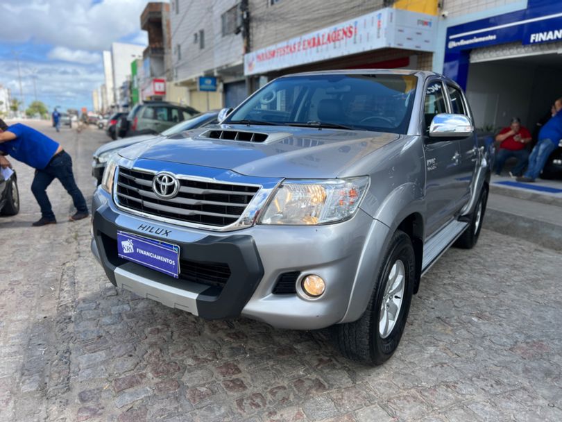 Toyota Hilux CD SRV D4-D 4x4 3.0 TDI Diesel Aut