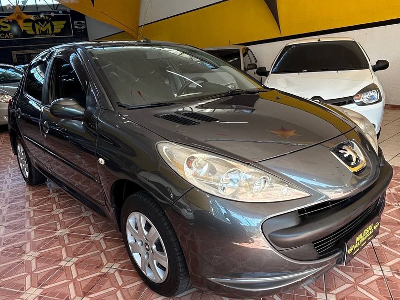 Peugeot 207 XR 1.4 Flex 8V 5p