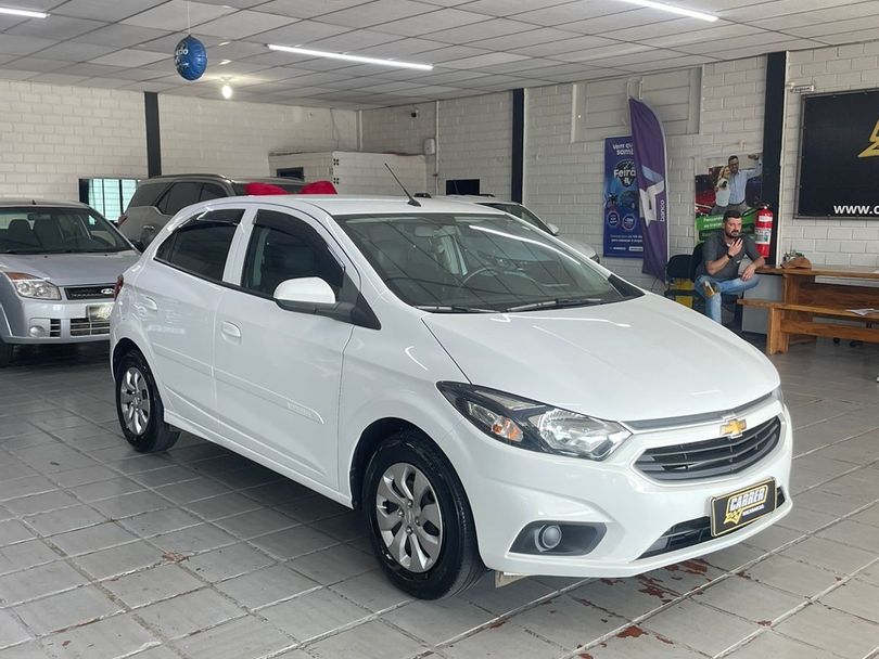 Chevrolet ONIX HATCH LT 1.0 8V FlexPower 5p Mec.