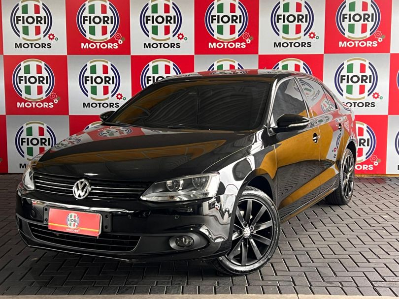 VolksWagen JETTA Comfortline 2.0 T.Flex 8V 4p Tipt.