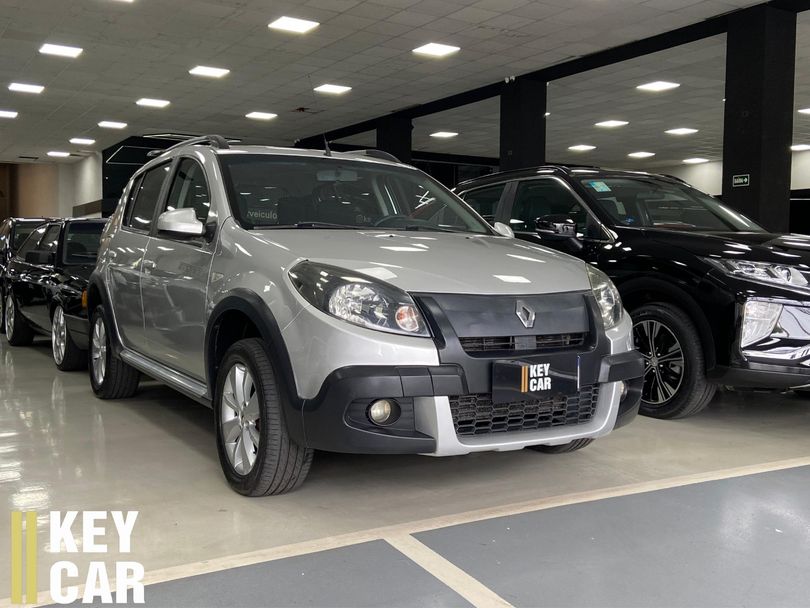 Renault SANDERO STEPWAY Hi-Flex 1.6 16V 5p Aut.