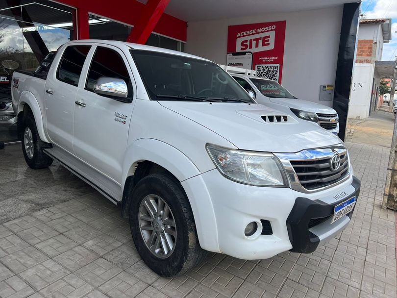 Toyota Hilux CD SRV D4-D 4x4 3.0 TDI Diesel Aut
