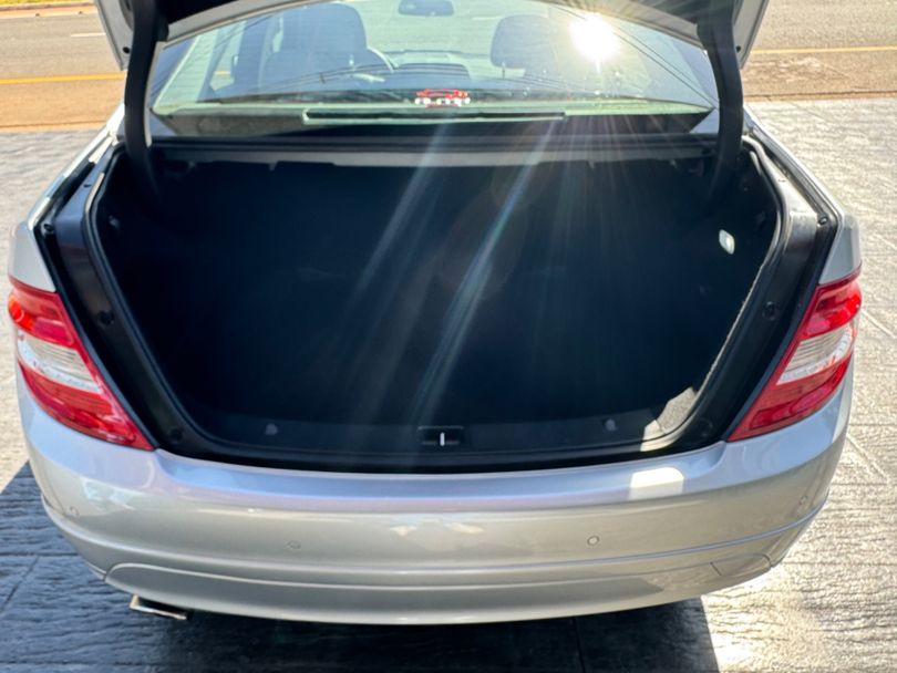 Mercedes C-180 Kompressor Classic 1.6 16V Aut.