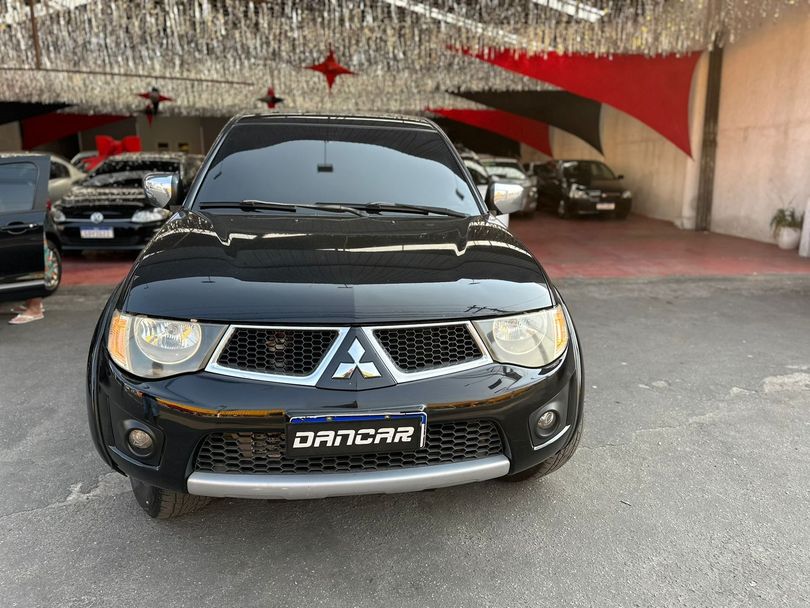 Mitsubishi L200 Triton HPE 3.2 CD TB Int.Diesel Aut