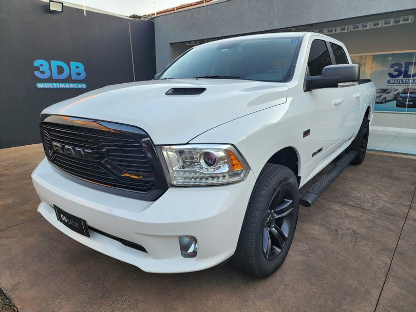 RAM CLASSIC LARAMIE 5.7 CD V8 4X4 Aut.