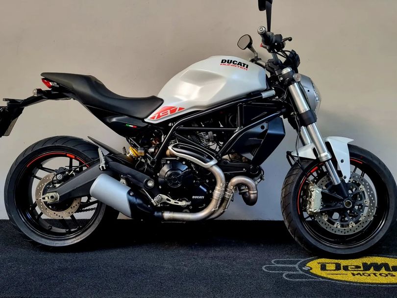 Ducati MONSTER 797