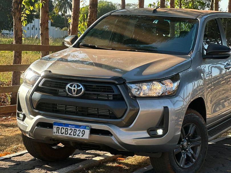 Toyota Hilux CD SR 4x4 2.8 TDI Diesel Aut.