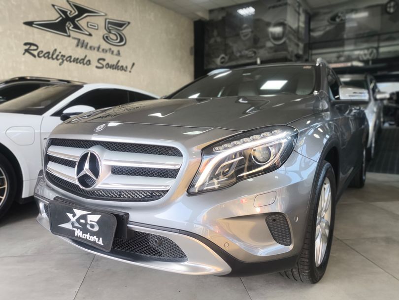 Mercedes GLA200FF ADVANCE