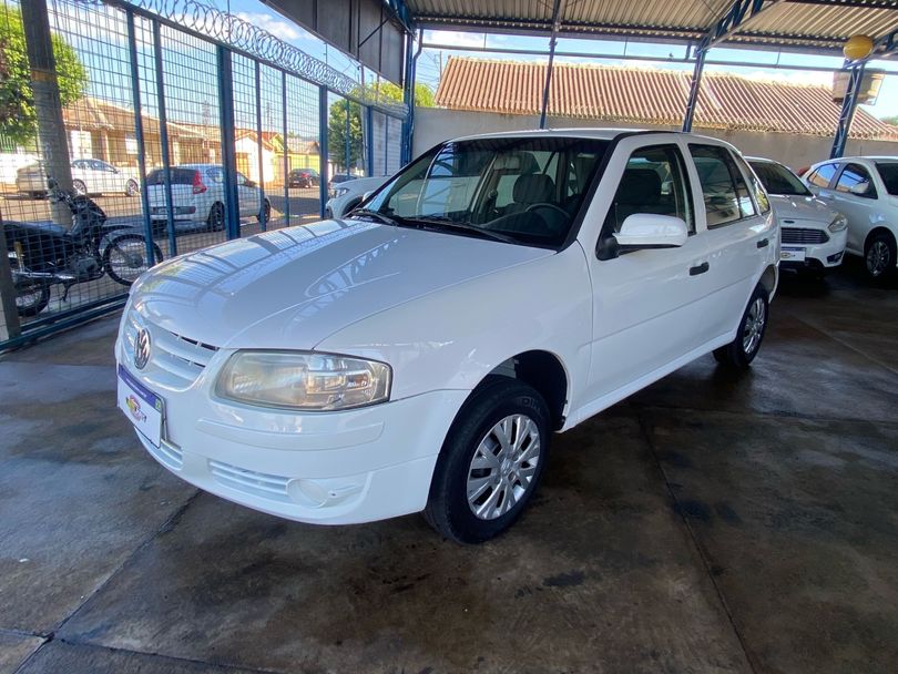 Volkswagen Gol 1.0 8V (G4)(Flex)4p