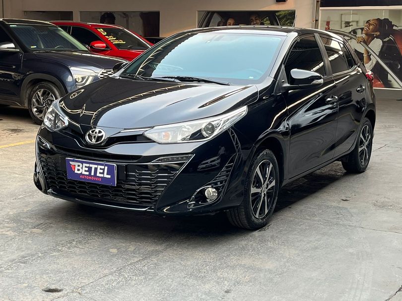 Toyota YARIS XLS Connect 1.5 Flex 16V 5p Aut.