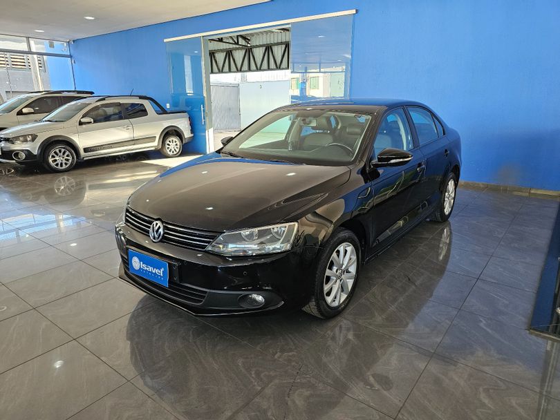 VolksWagen JETTA Comfortline 2.0 T.Flex 8V 4p Tipt.